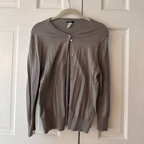 J. Crew Light Gray Classic Cardigan - Size Medium - Picture 1 of 3